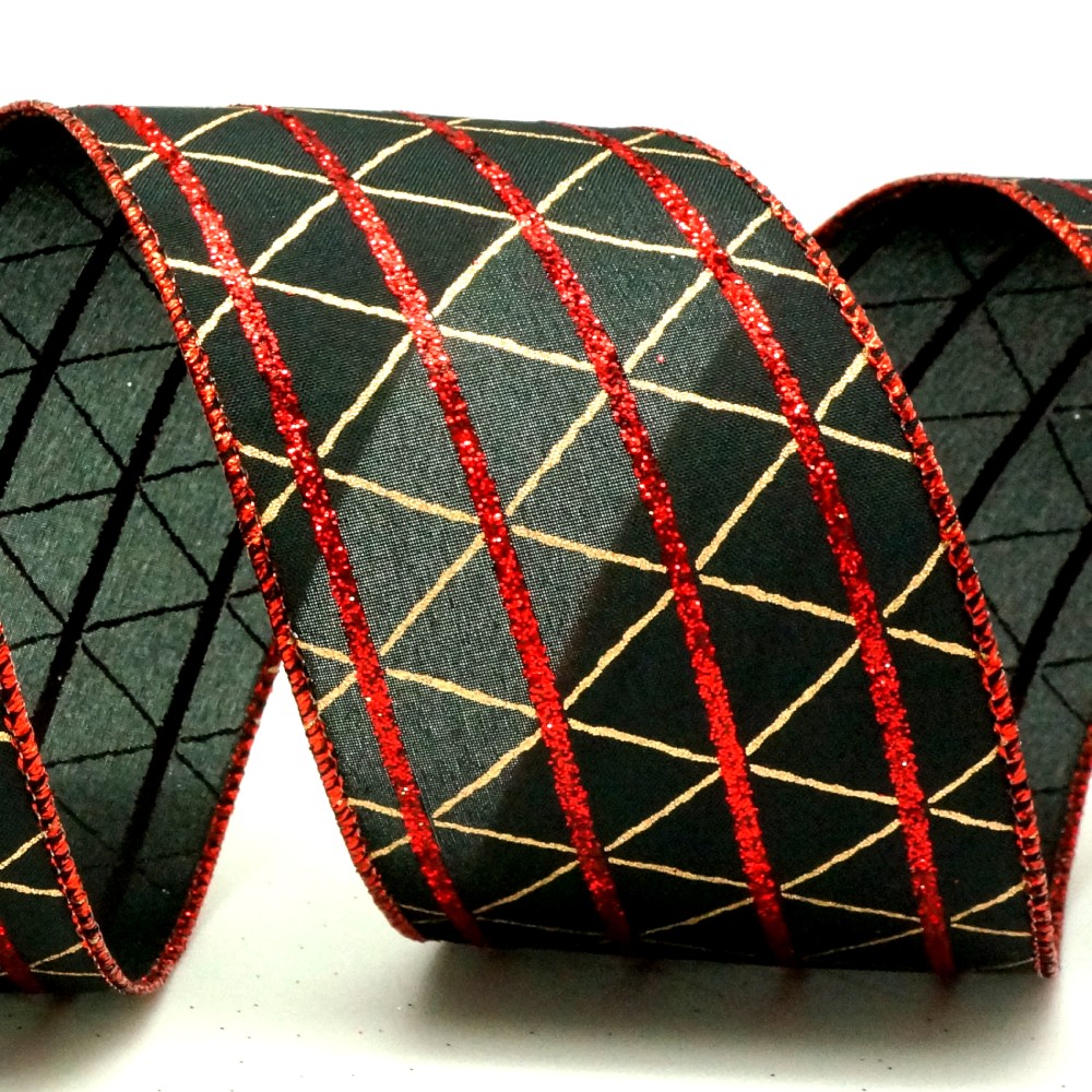 Ленточка с линиями и ромбами Ленточка с линиями и ромбами