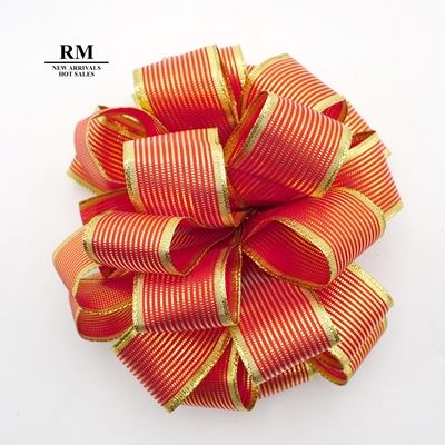 Fiocco di nastro Pom Pom a 11 anelli in rosso e oro_BW643-W918G-2