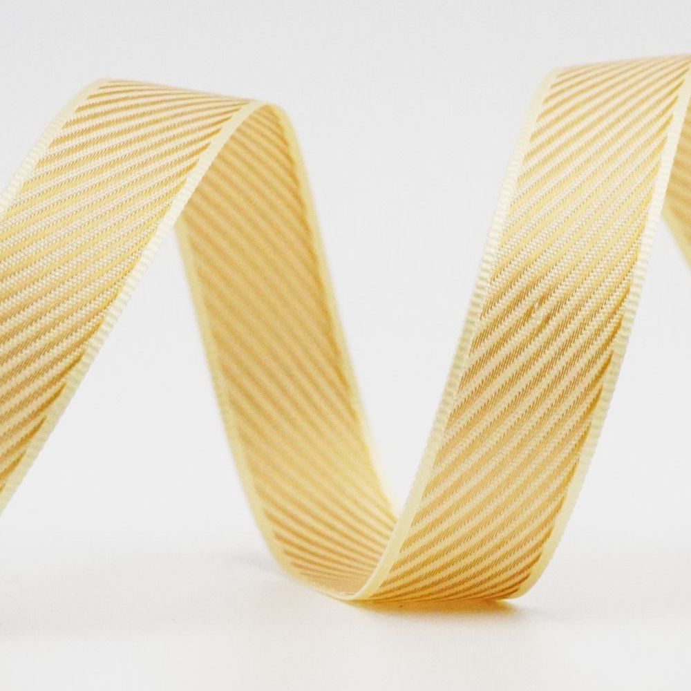 Wstążka z diagonalnym splotem_K1715