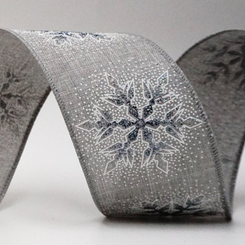 Лента с блестящими снежинками