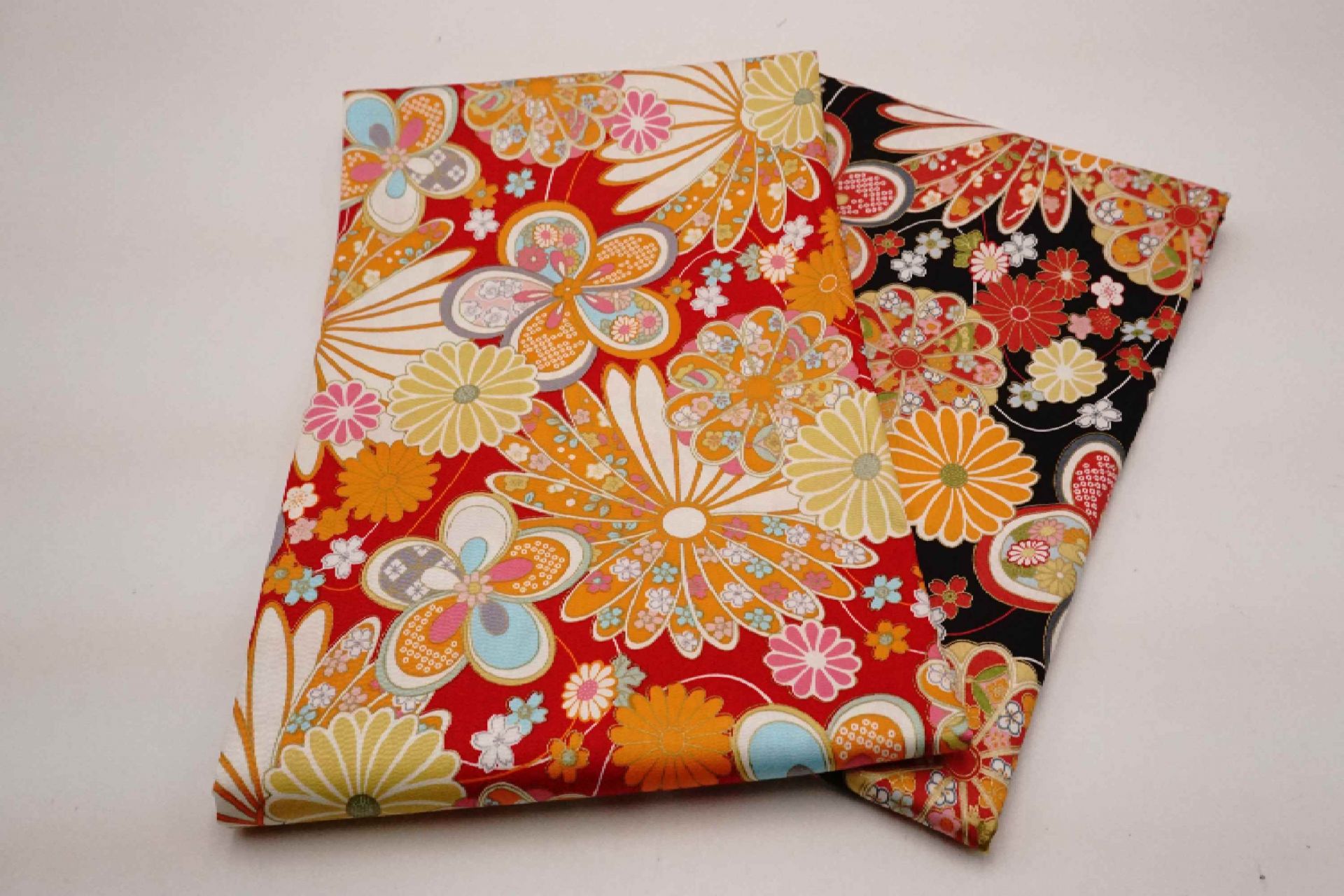 Тканина з прочесаного бавовни з квітковим малюнком Хакка