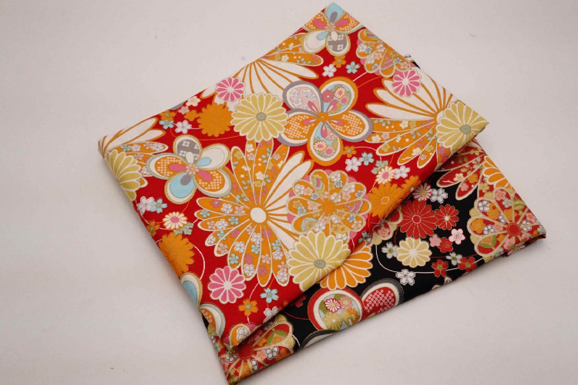 Tissu en coton peigné à motif floral Hakka