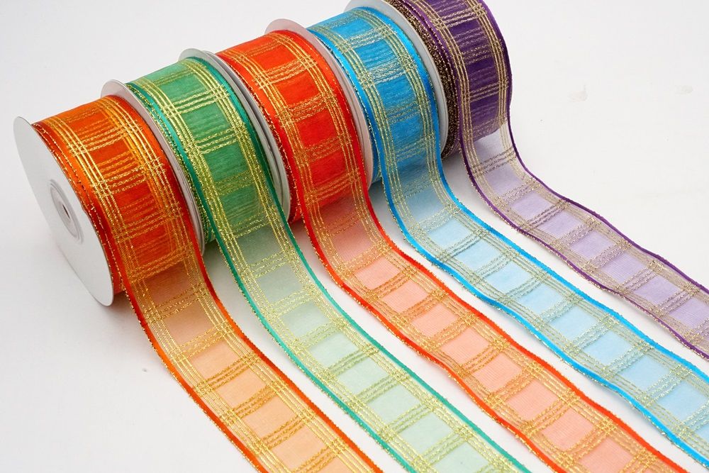 Fita de Cetim Xadrez com Linhas Douradas_ K303G