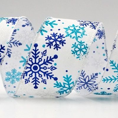 Wstążka z błyszczącymi płatkami śniegu_KF9198