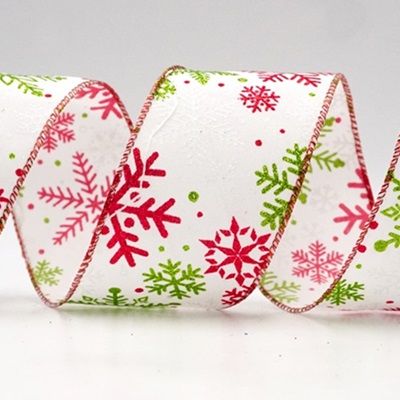 Wstążka z błyszczącymi płatkami śniegu_KF9198