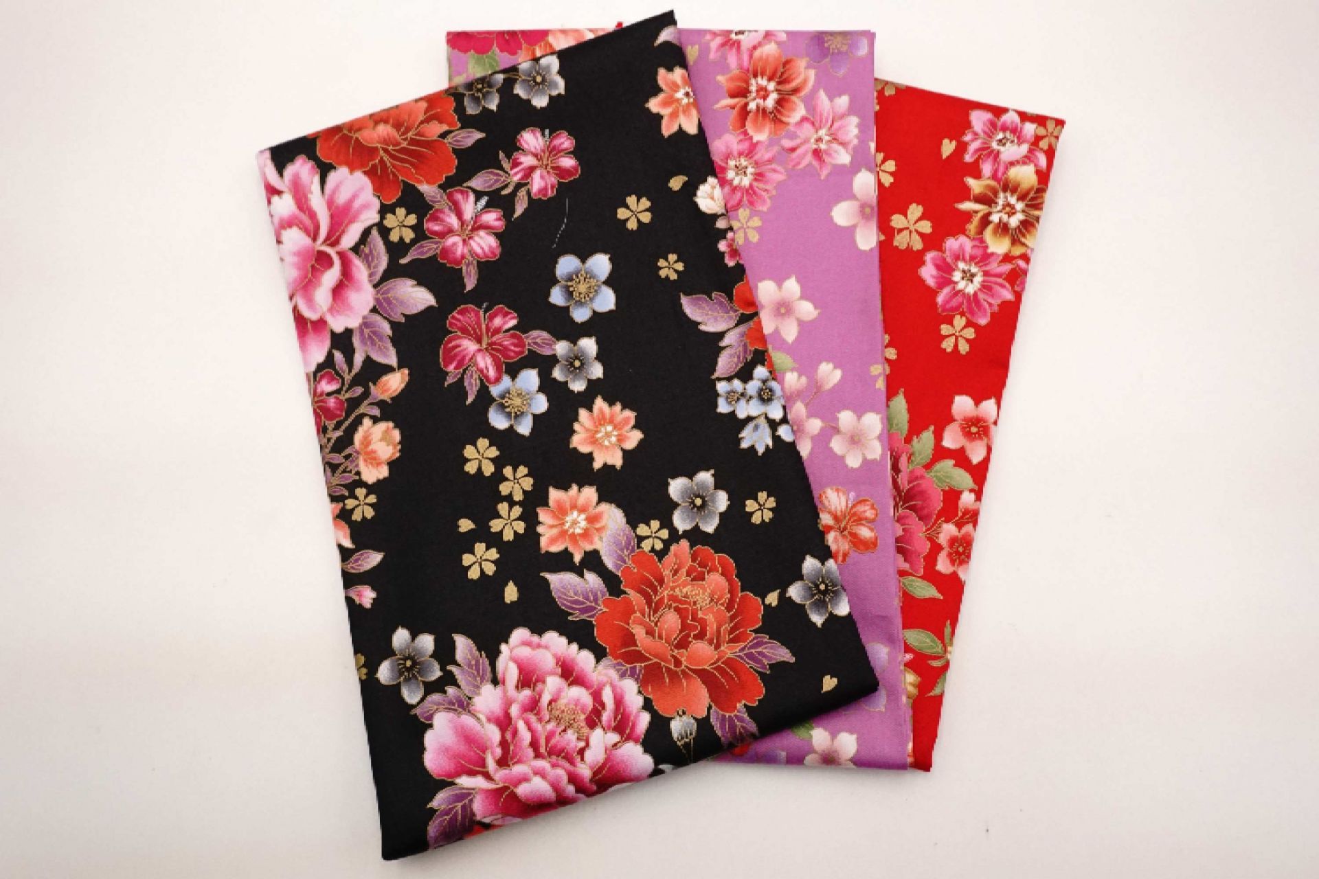 Tissu en coton peigné à fleurs de pivoine