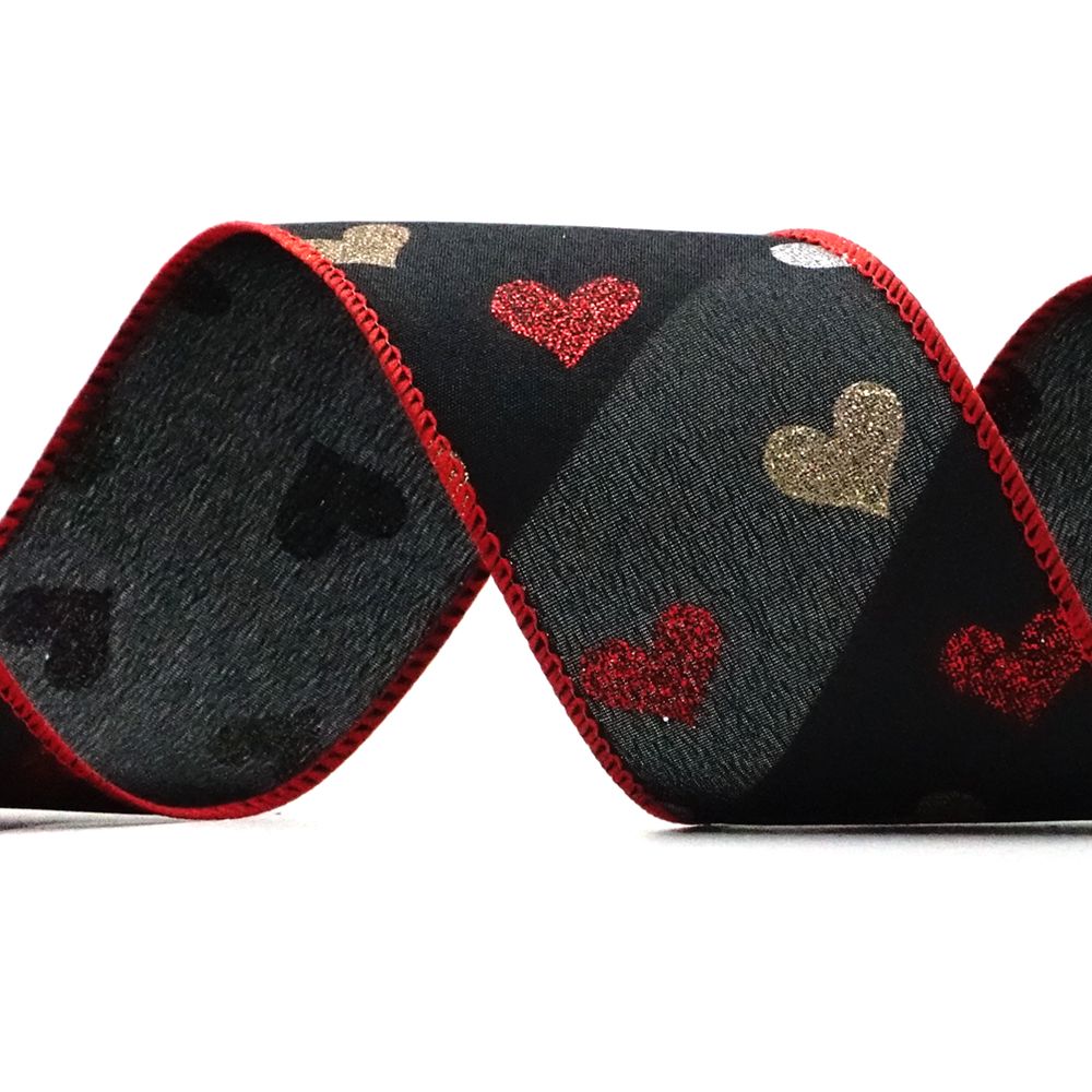 Yksinkertaiset sydämet nauha