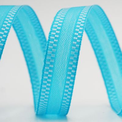 Ленточка с клетчатым краем Ленточка с клетчатым краем