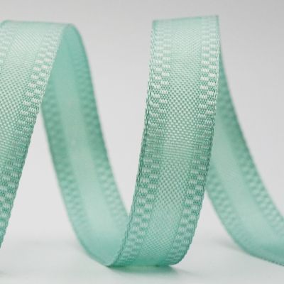 Ленточка с клетчатым краем Ленточка с клетчатым краем